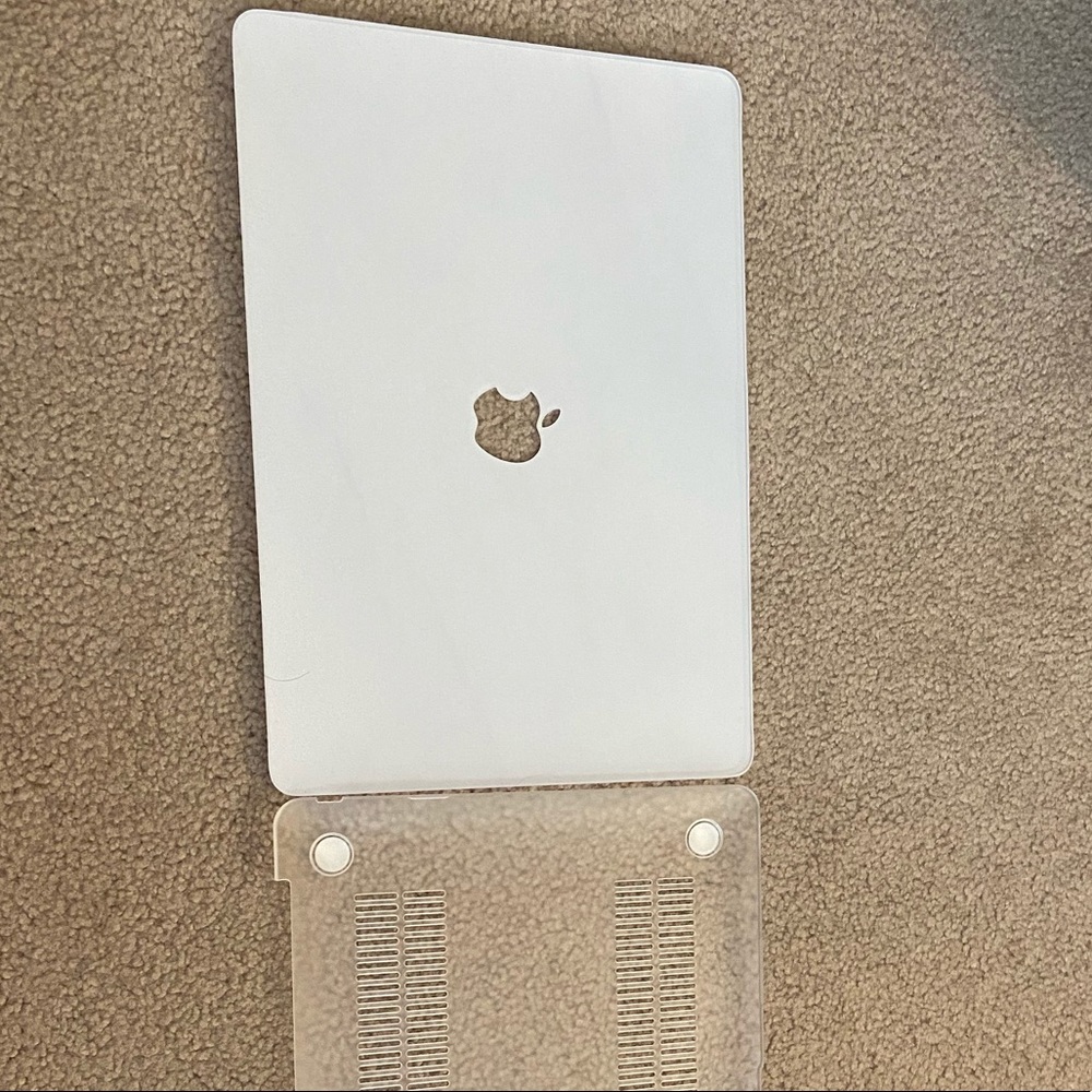 12x8.5 MacBook Air shell case - Picture 5 of 5